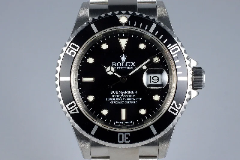 Rolex Submariner with timeless appeal -2008 Rolex Submariner 16610 with Box and Papers