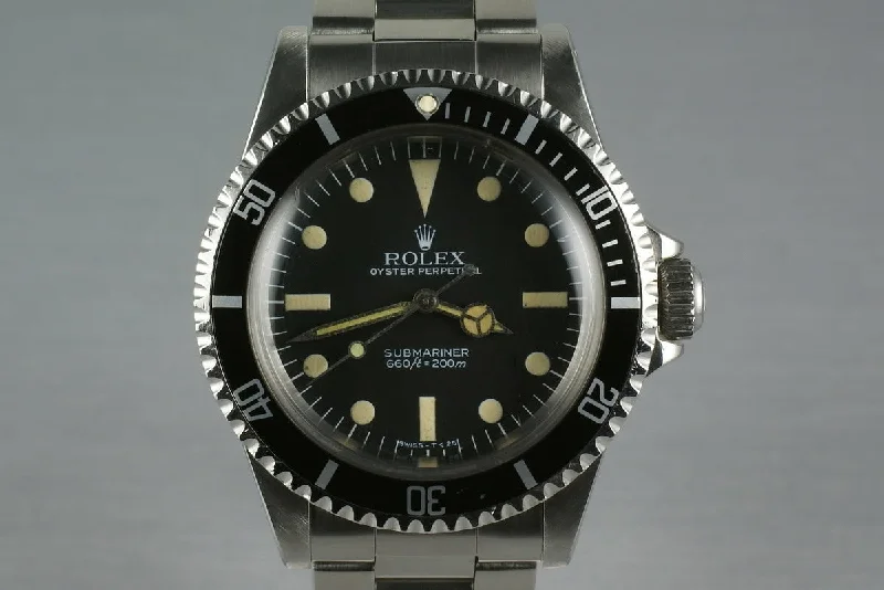 Rolex Submariner with classic black dial design -Rolex Submariner 5513 Mark II Maxi Dial