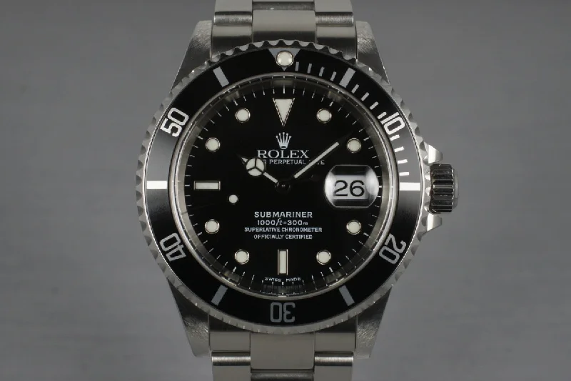 Rolex Submariner with green bezel model -1999 Rolex Submariner 16610