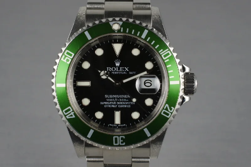 Rolex Yacht-Master 42mm black dial -2004 Rolex Green Submariner 16610T