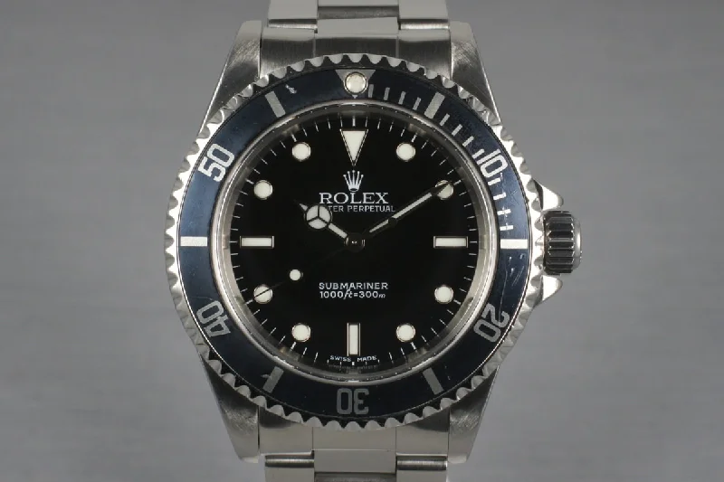 Rolex deep-sea diving watches -2002 Rolex Submariner 14060