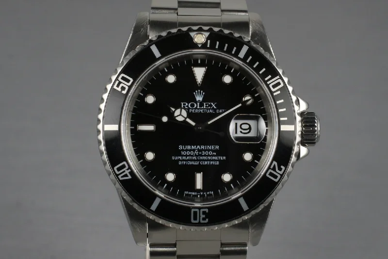 Rolex watches for luxury collectors -1997 Rolex Submariner 16610