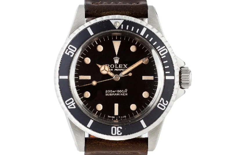 Rolex Submariner Date with black dial -1965 Rolex Submariner 5513 Glossy Gilt Dial