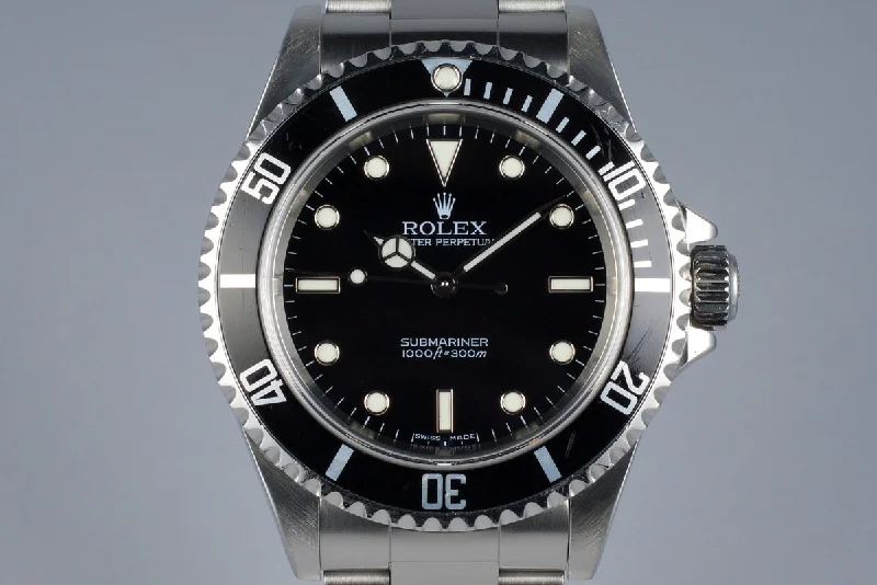 Rolex Submariner with green bezel model -2006 Rolex Submariner 14060M