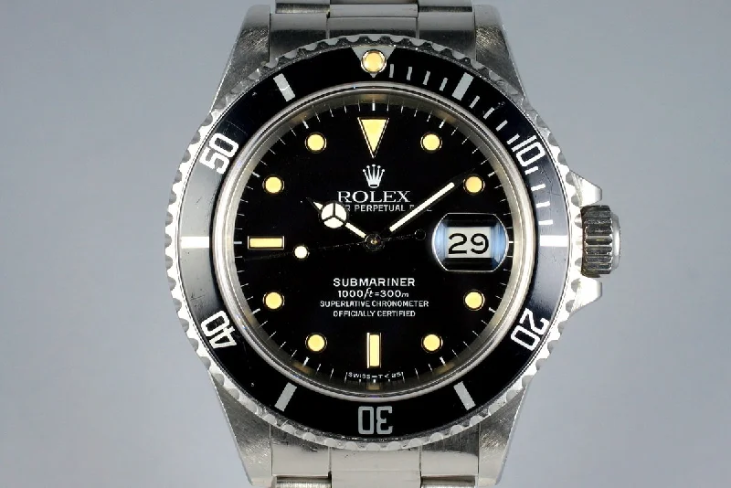 Rolex Datejust 36mm with classic dial design -1987 Rolex Submariner 168000